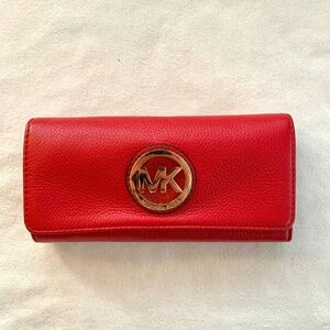 Michael Kors Fulton Flap Continental Wallet